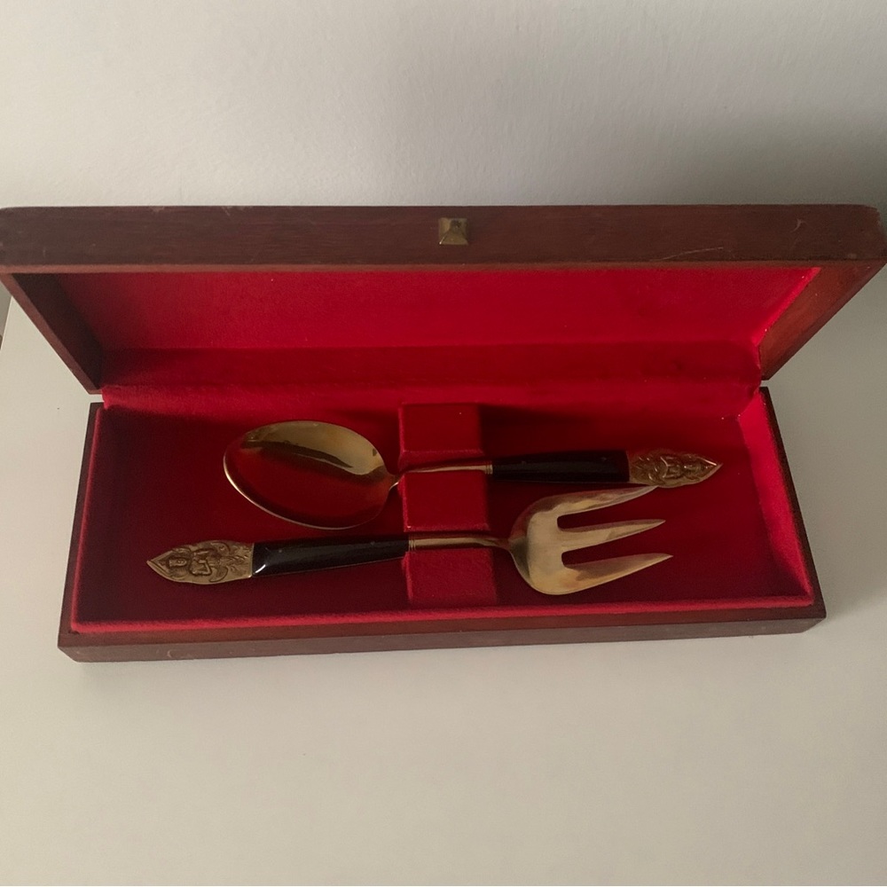 VINTAGE SIAM FLATWARE BRASS BUDDHA SET SERVING FORK & SPOON WOOD HANDLES 10”
